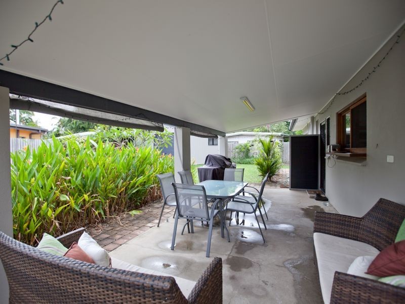 14-16 Carolyn Close, Yorkeys Knob QLD 4878