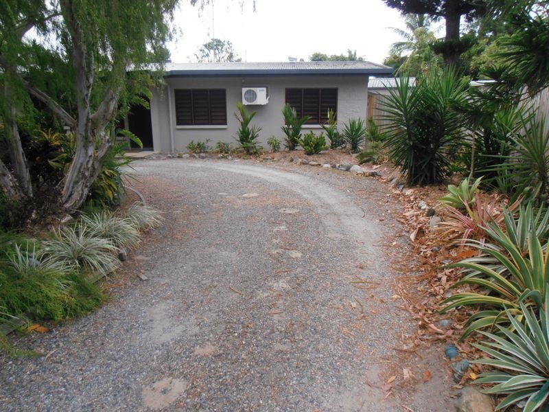 14-16 Carolyn Close, Yorkeys Knob QLD 4878