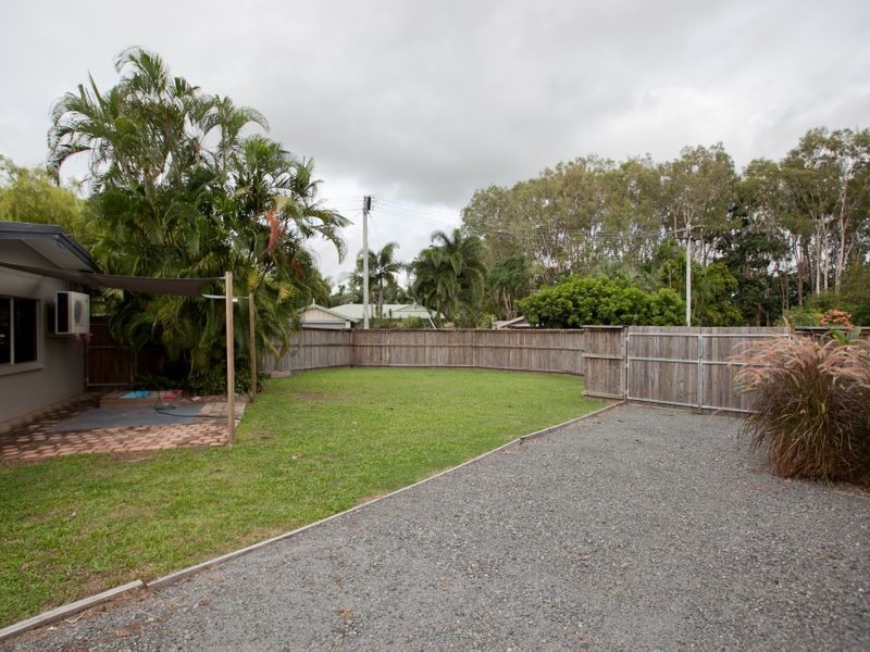 14-16 Carolyn Close, Yorkeys Knob QLD 4878