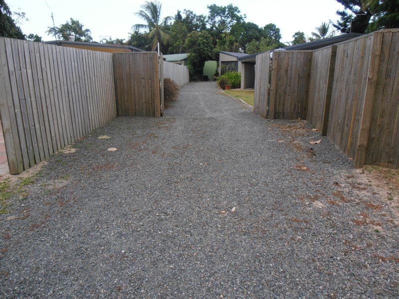14-16 Carolyn Close, Yorkeys Knob QLD 4878