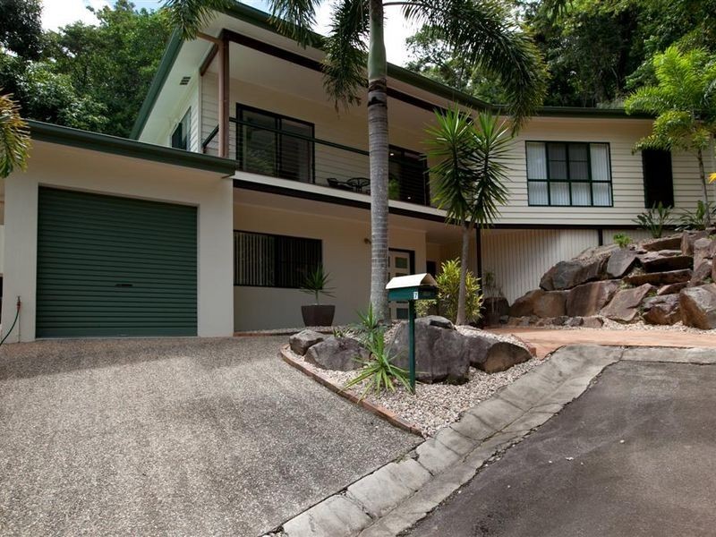 7 Cycas Close, Kamerunga QLD 4870
