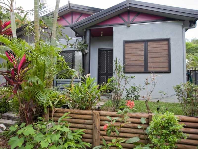 1/14 Baway Close, Caravonica QLD 4878