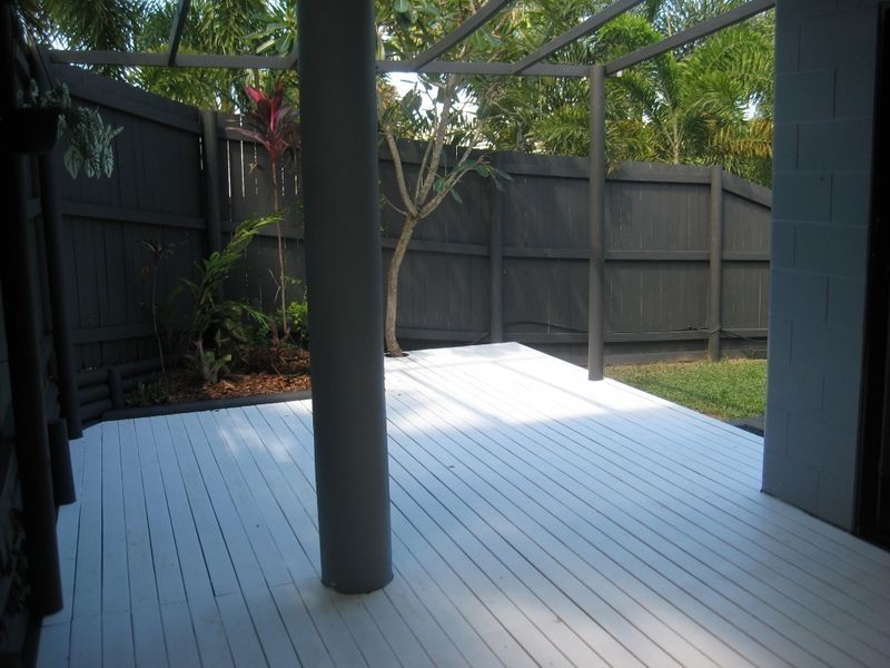 1/14 Baway Close, Caravonica QLD 4878