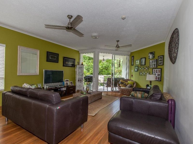 9 / 12 Deauville Close, Yorkeys Knob QLD 4878