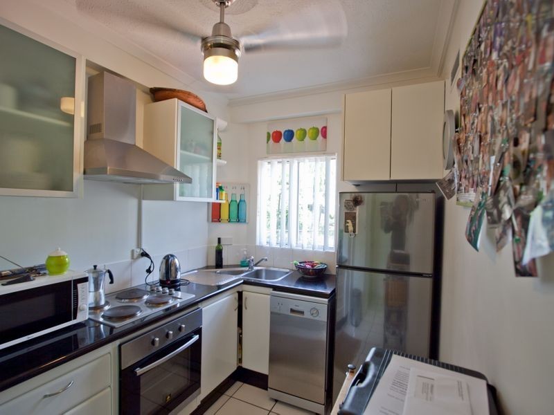 9 / 12 Deauville Close, Yorkeys Knob QLD 4878