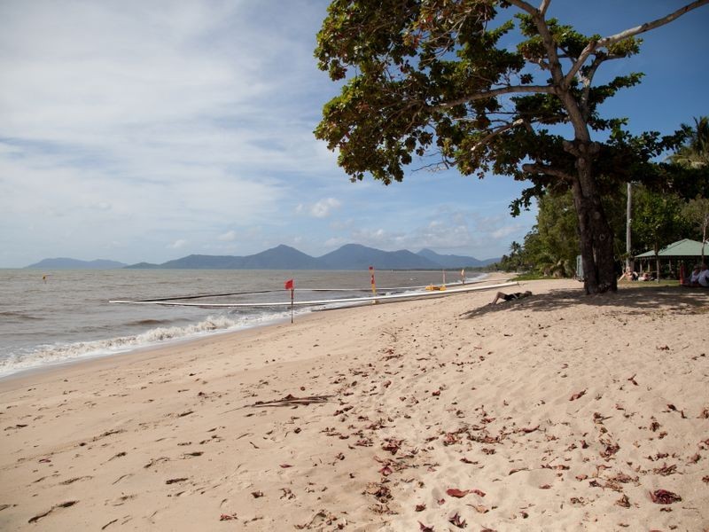 18/129 Oleander Street, Holloways Beach QLD 4878