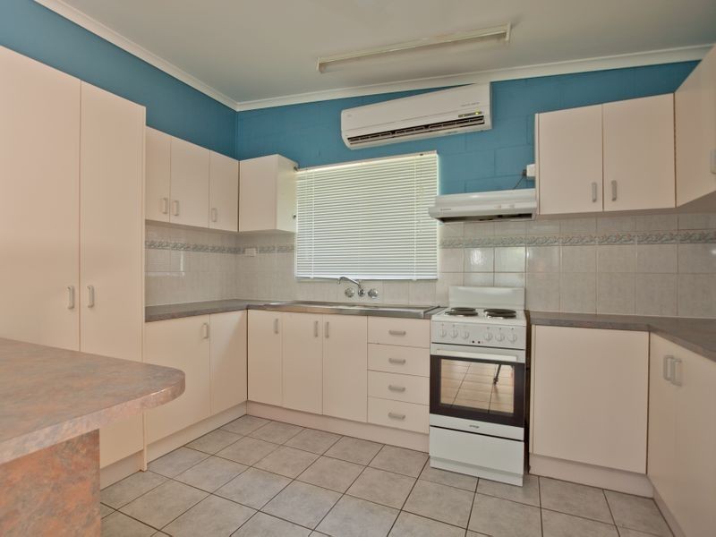 23 Golf Street, Yorkeys Knob QLD 4878