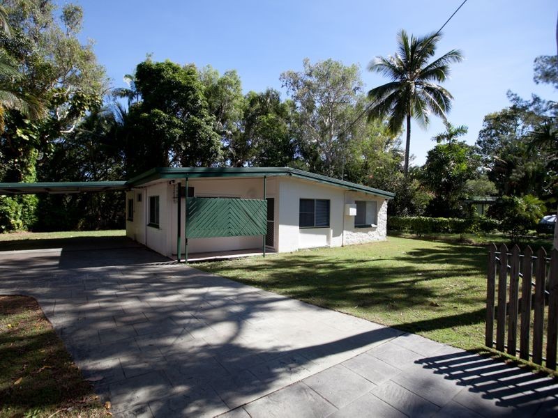 23 Golf Street, Yorkeys Knob QLD 4878