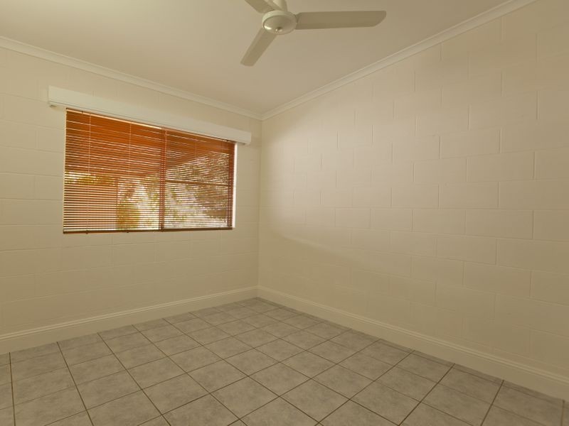 23 Golf Street, Yorkeys Knob QLD 4878