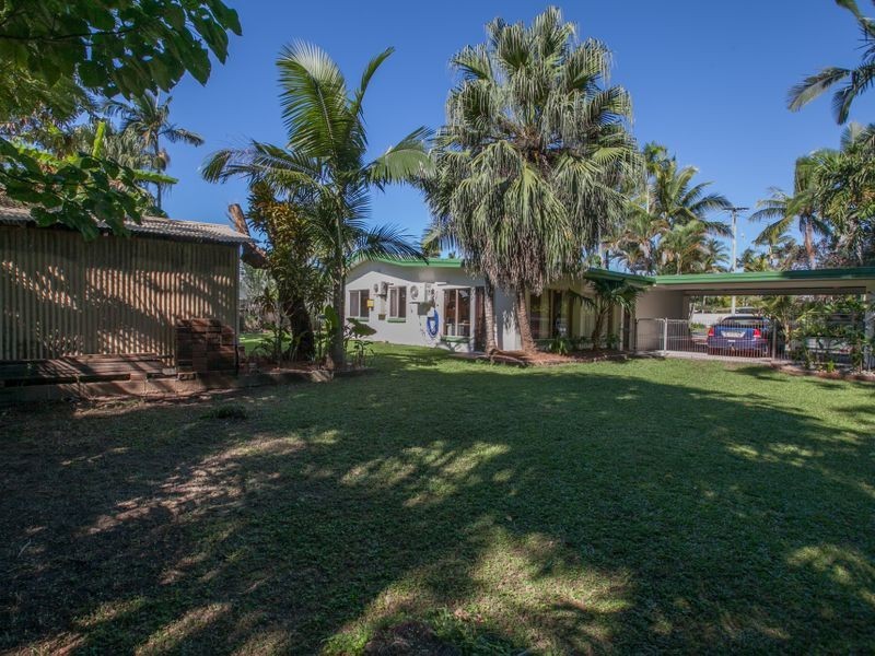 14 Roslyn Close, Yorkeys Knob QLD 4878