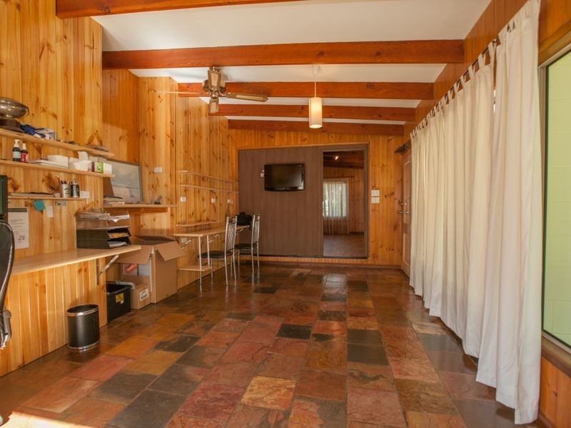 14 Roslyn Close, Yorkeys Knob QLD 4878