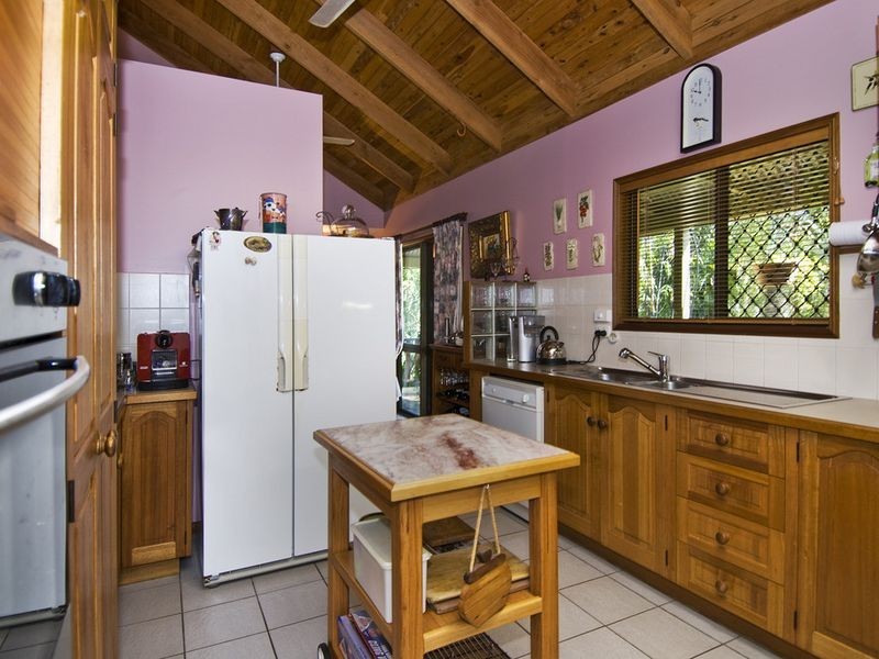 11 Margo Street, Yorkeys Knob QLD 4878