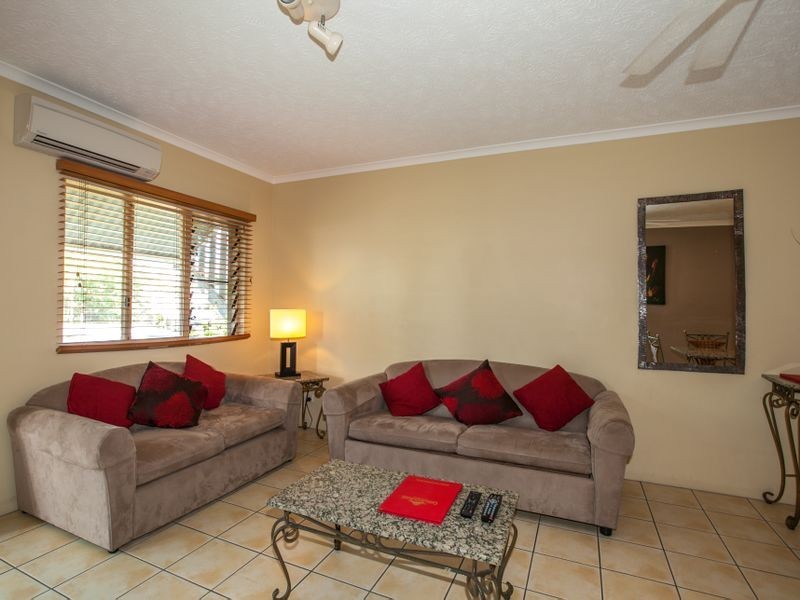 63/129 Oleander Street, Holloways Beach QLD 4878