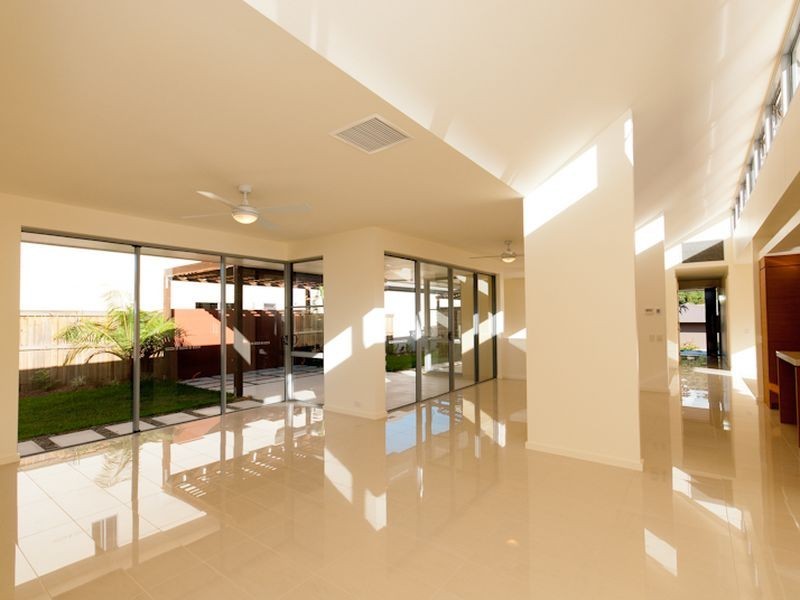 4 Rossmann Road, Smithfield QLD 4878