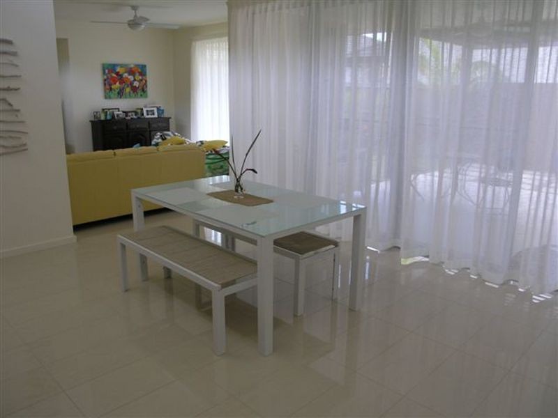 4 Rossmann Road, Smithfield QLD 4878