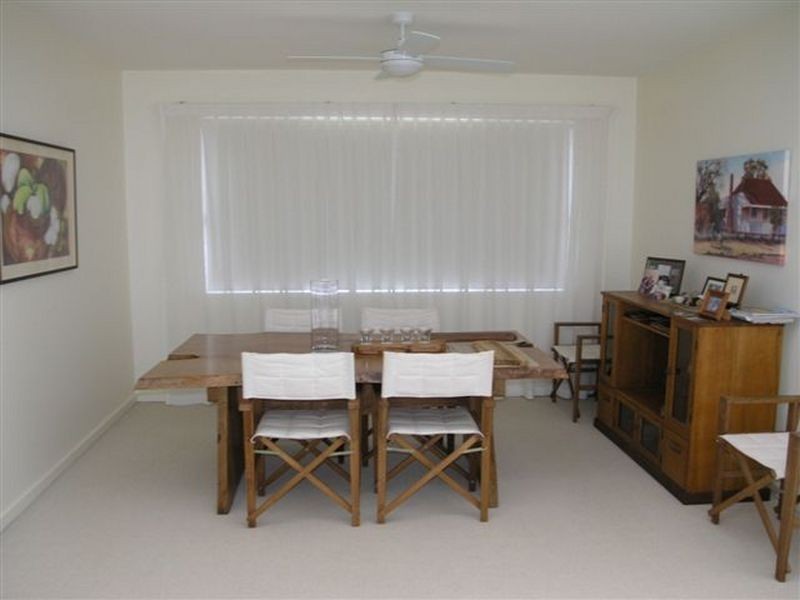 4 Rossmann Road, Smithfield QLD 4878