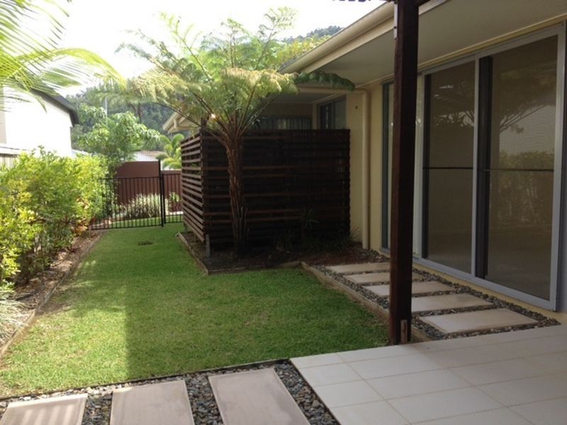 4 Rossmann Road, Smithfield QLD 4878