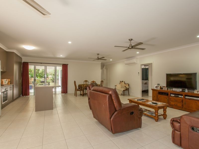 28 Starboard Street, Trinity Beach QLD 4879