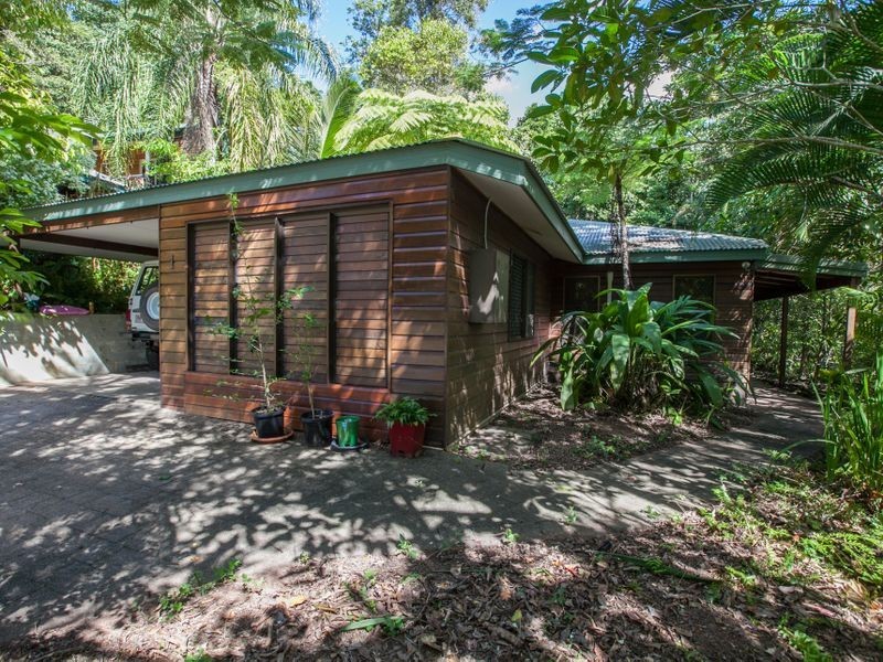 1 Jagera Close, Kamerunga QLD 4870