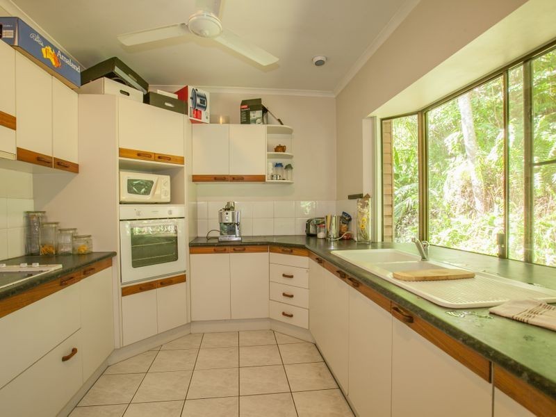 1 Jagera Close, Kamerunga QLD 4870