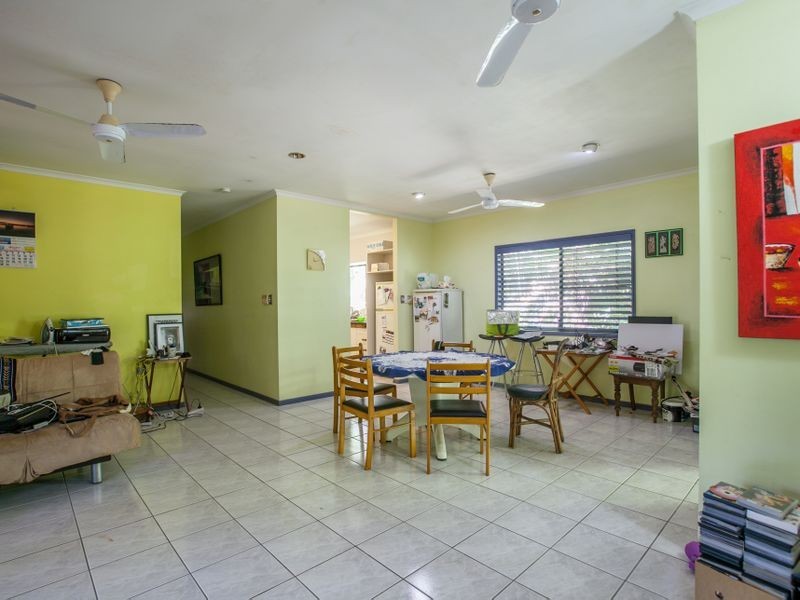 1 Jagera Close, Kamerunga QLD 4870
