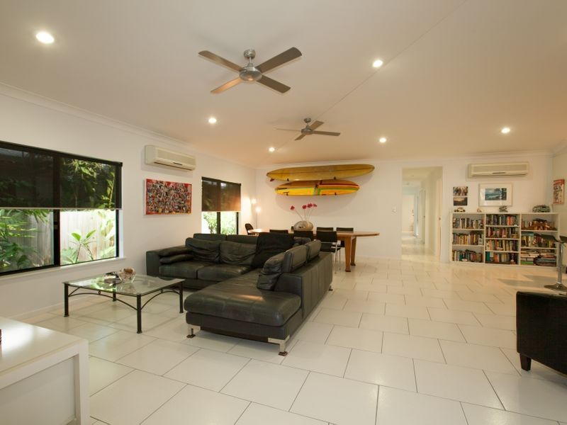 65 Kewarra Street, Kewarra Beach QLD 4879