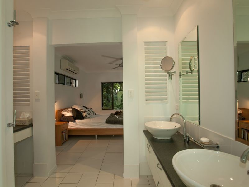 65 Kewarra Street, Kewarra Beach QLD 4879