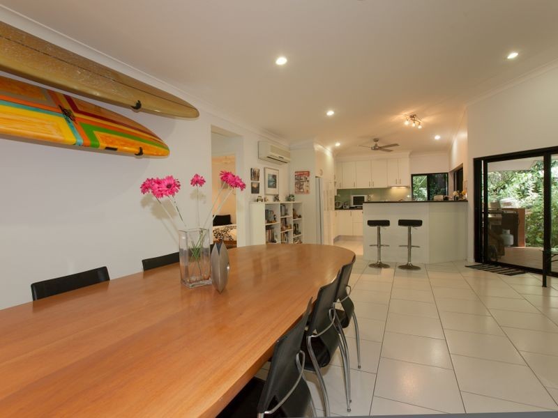 65 Kewarra Street, Kewarra Beach QLD 4879
