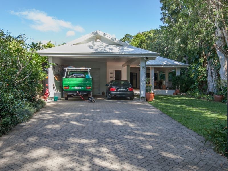 65 Kewarra Street, Kewarra Beach QLD 4879