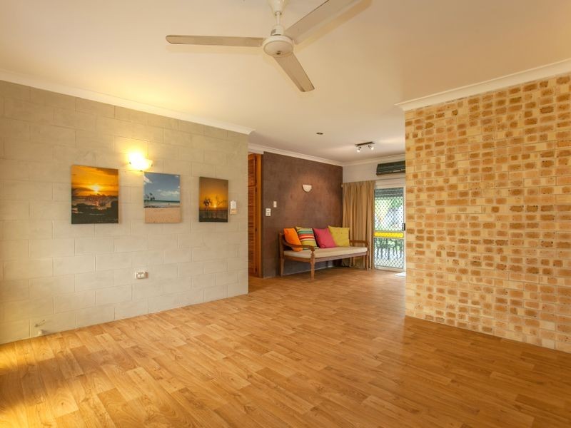 27 Cumberland Avenue, Smithfield QLD 4878