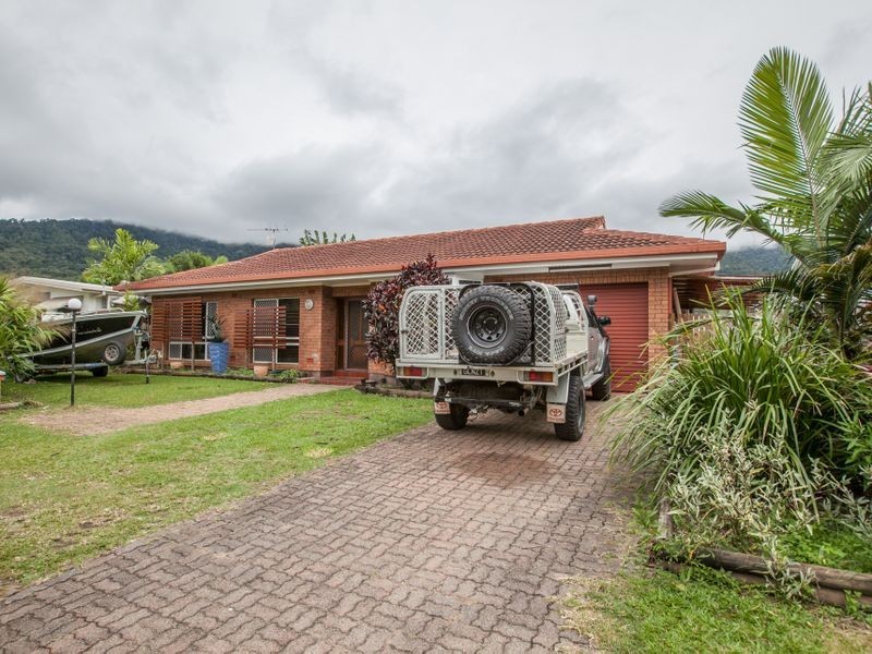 27 Cumberland Avenue, Smithfield QLD 4878