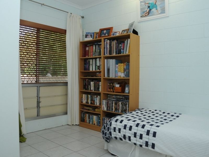 4/49 Sims Esplanade, Yorkeys Knob QLD 4878