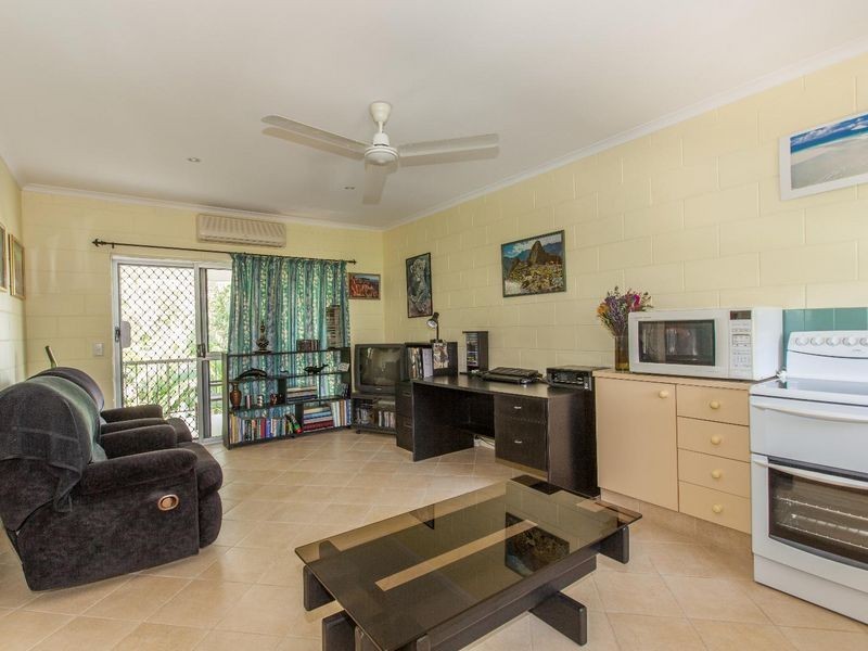 15/71-73 Moore Street, Trinity Beach QLD 4879