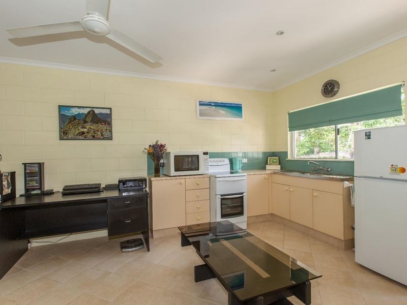 15/71-73 Moore Street, Trinity Beach QLD 4879