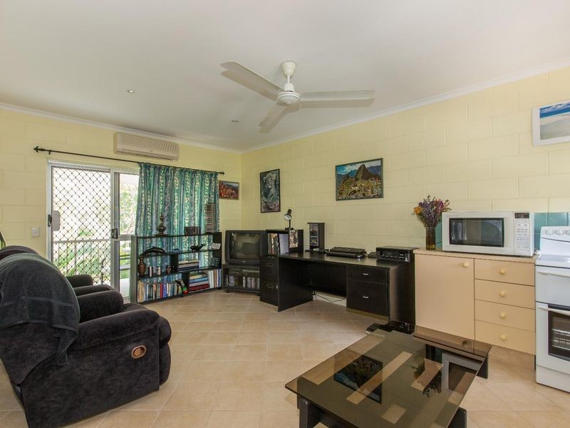 15/71-73 Moore Street, Trinity Beach QLD 4879