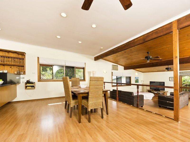 37 Anne Street, Smithfield QLD 4878