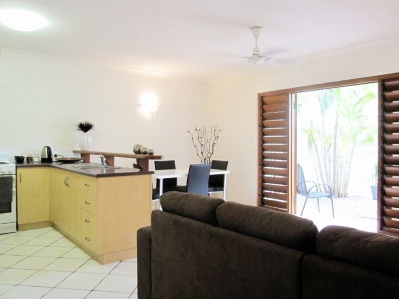 3/26-28 Oliva Street, Palm Cove QLD 4879