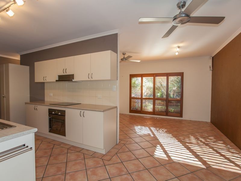 10 Sarina Close, Kewarra Beach QLD 4879