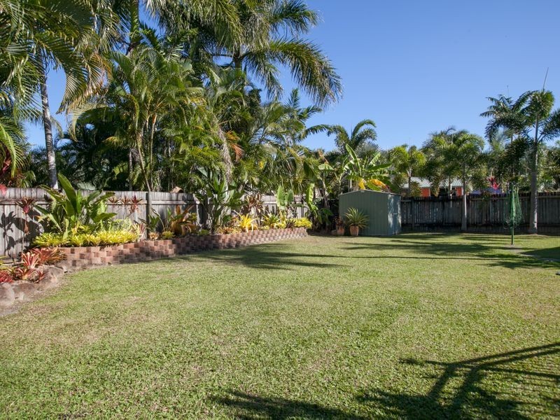 10 Sarina Close, Kewarra Beach QLD 4879