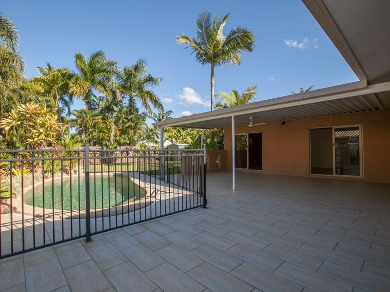 10 Sarina Close, Kewarra Beach QLD 4879
