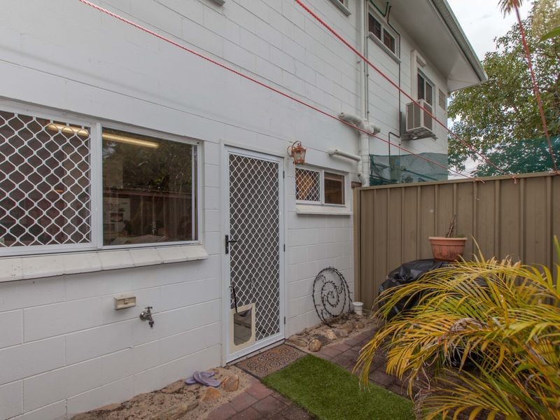 4/6-10 Palm Street, Holloways Beach QLD 4878