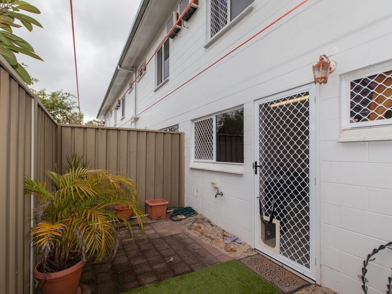 4/6-10 Palm Street, Holloways Beach QLD 4878