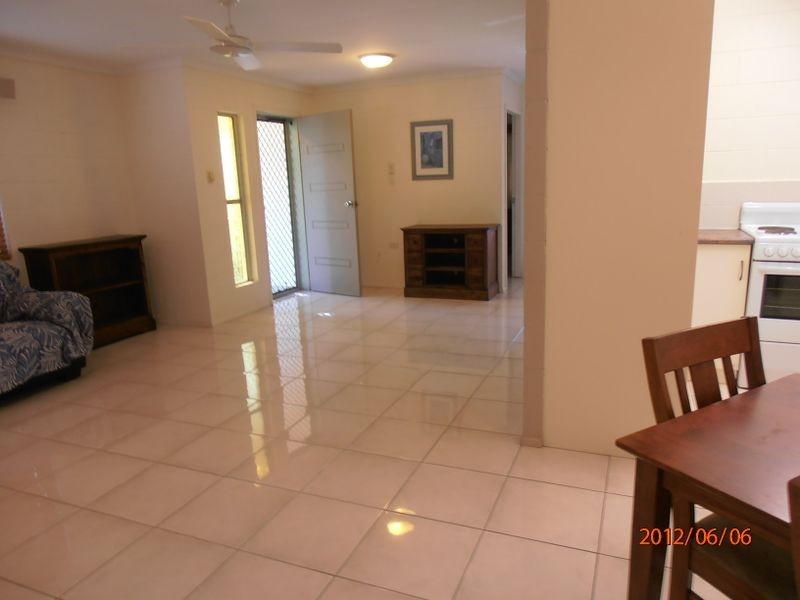 2/7 HAGEN CLOSE, Trinity Beach QLD 4879