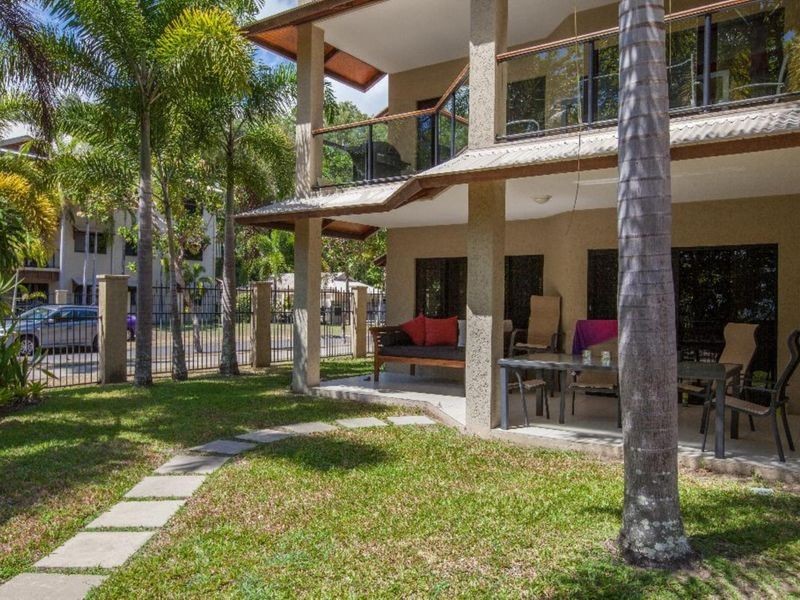 2/73 Sims Esplanade, Yorkeys Knob QLD 4878