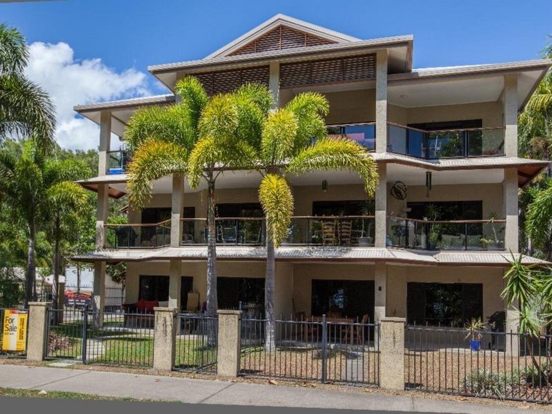 2/73 Sims Esplanade, Yorkeys Knob QLD 4878