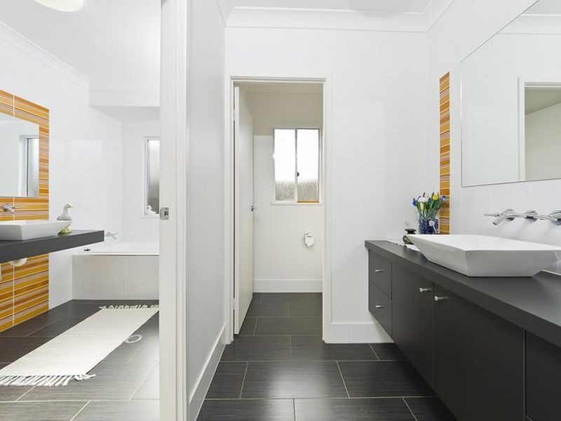 8 Hockey Avenue, Smithfield QLD 4878