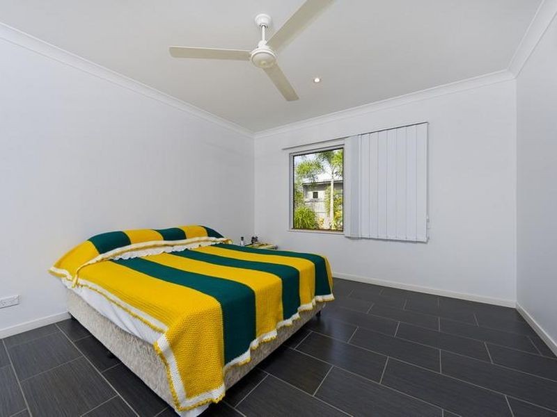 8 Hockey Avenue, Smithfield QLD 4878