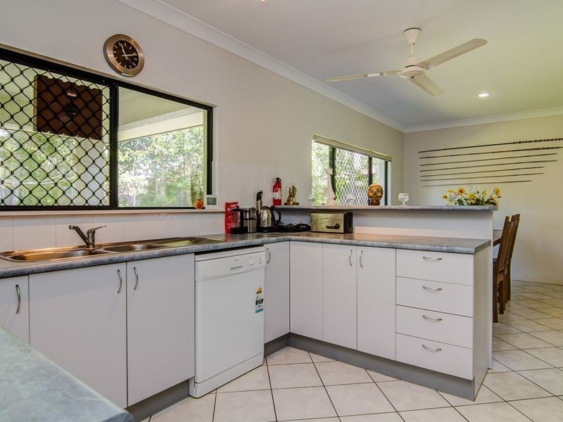 2 Venice Close, Kewarra Beach QLD 4879