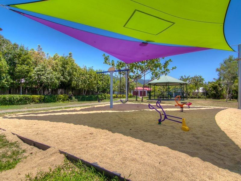 2 Venice Close, Kewarra Beach QLD 4879