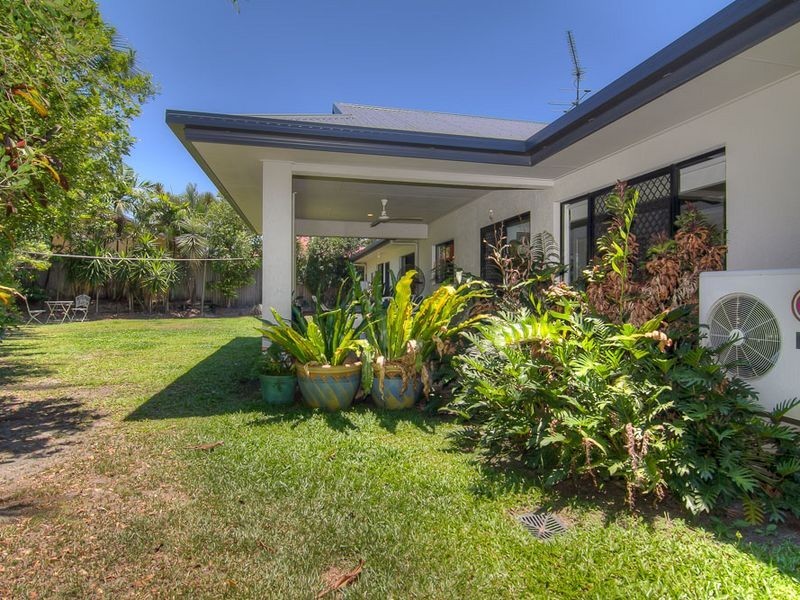 2 Venice Close, Kewarra Beach QLD 4879